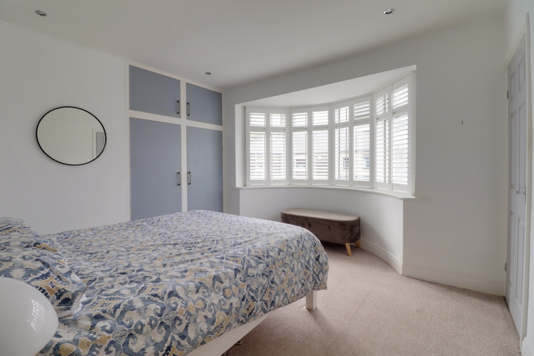 Sunnybank Crescent, Yeadon, Leeds, LS19 7TE, photo 15