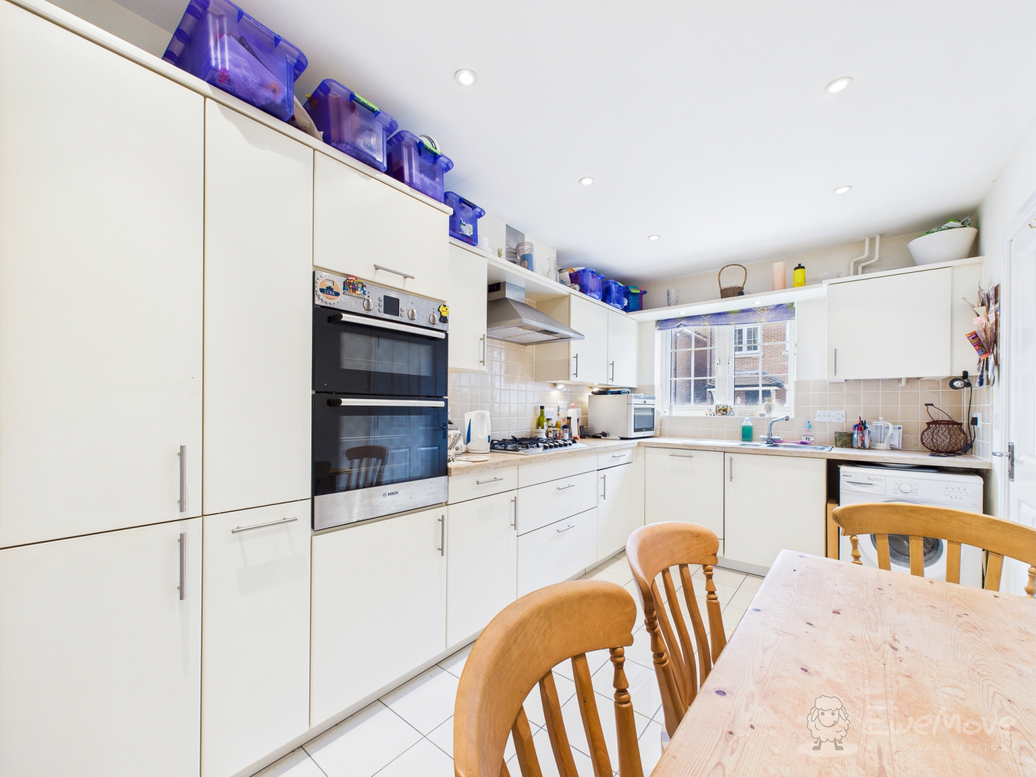 Hawthorn Way, Lindford, Bordon, Hampshire, GU35, photo 2