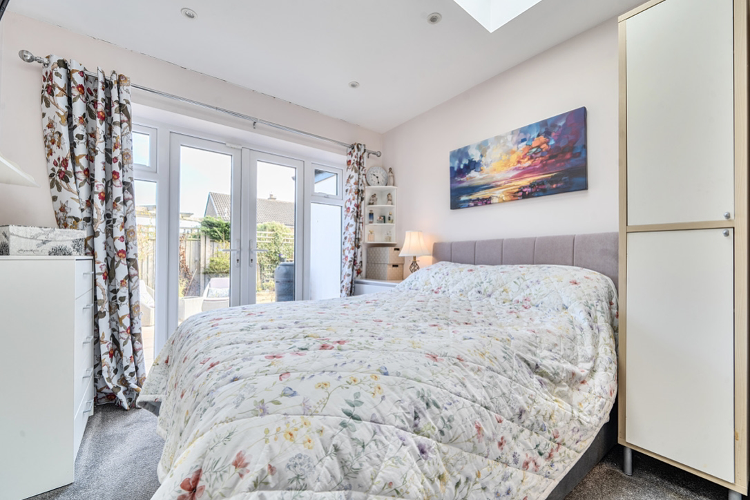Westfield Close, Yeadon, Leeds, LS19 7NN, photo 9