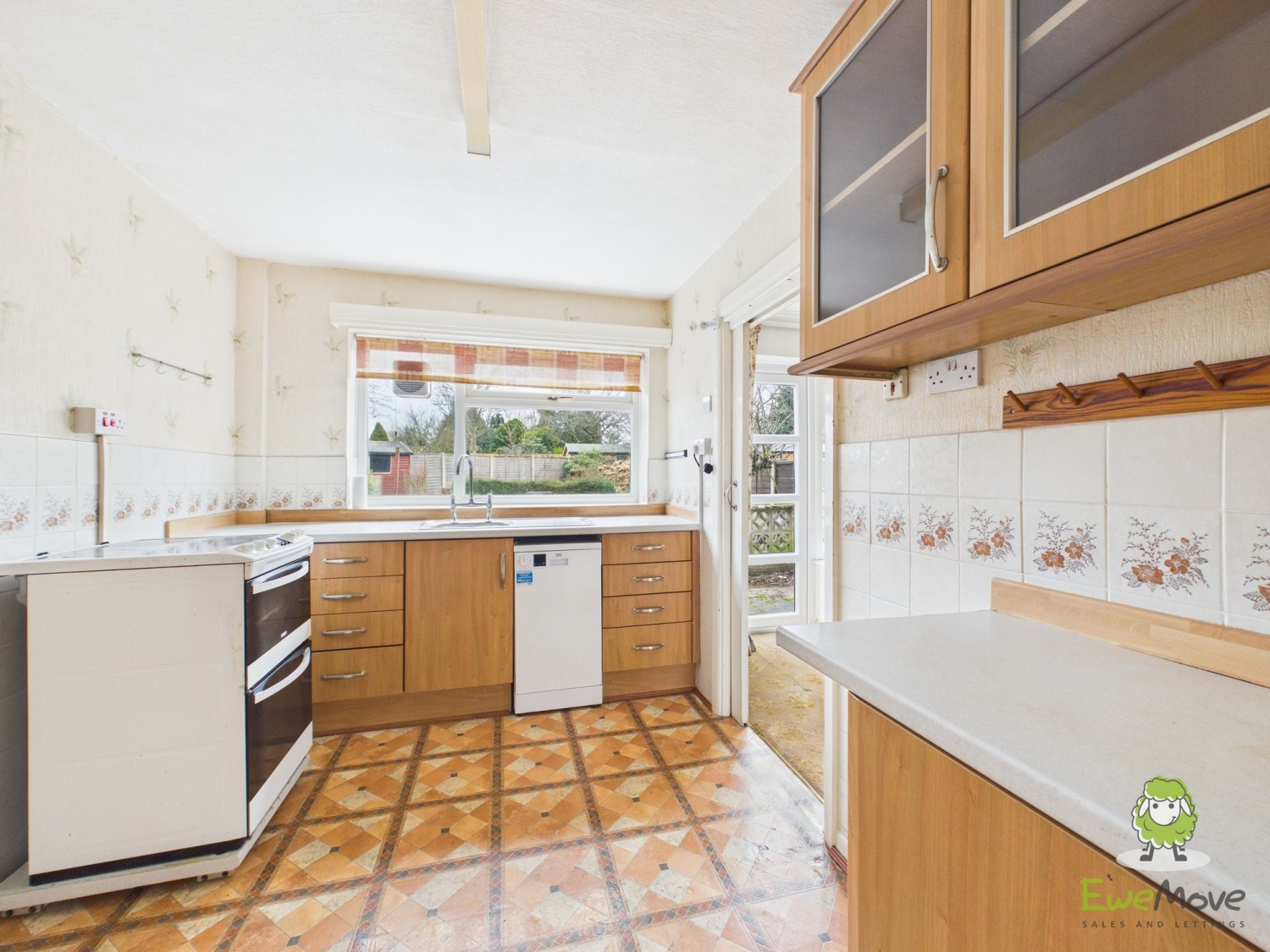 Hassall Road, Alsager, ST7, photo 4