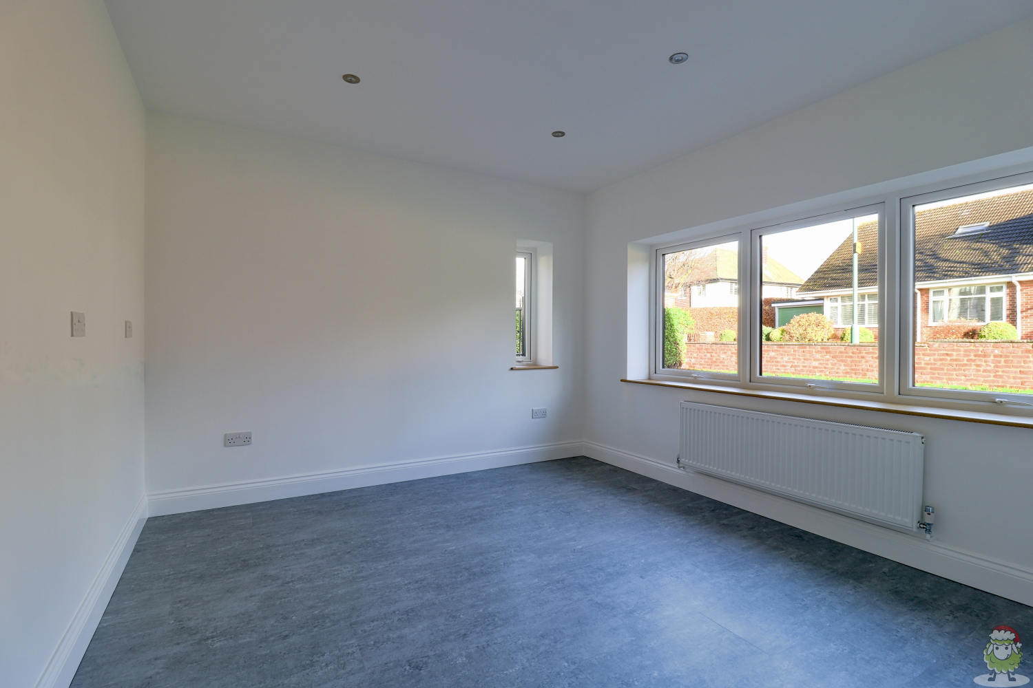 Lawn Drive, West Boldon, East Boldon, Tyne and Wear, NE36, photo 13