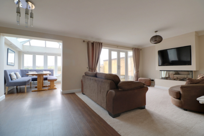 Cliffe Lane, Gomersal, Cleckheaton, West Yorkshire, BD19, photo 2