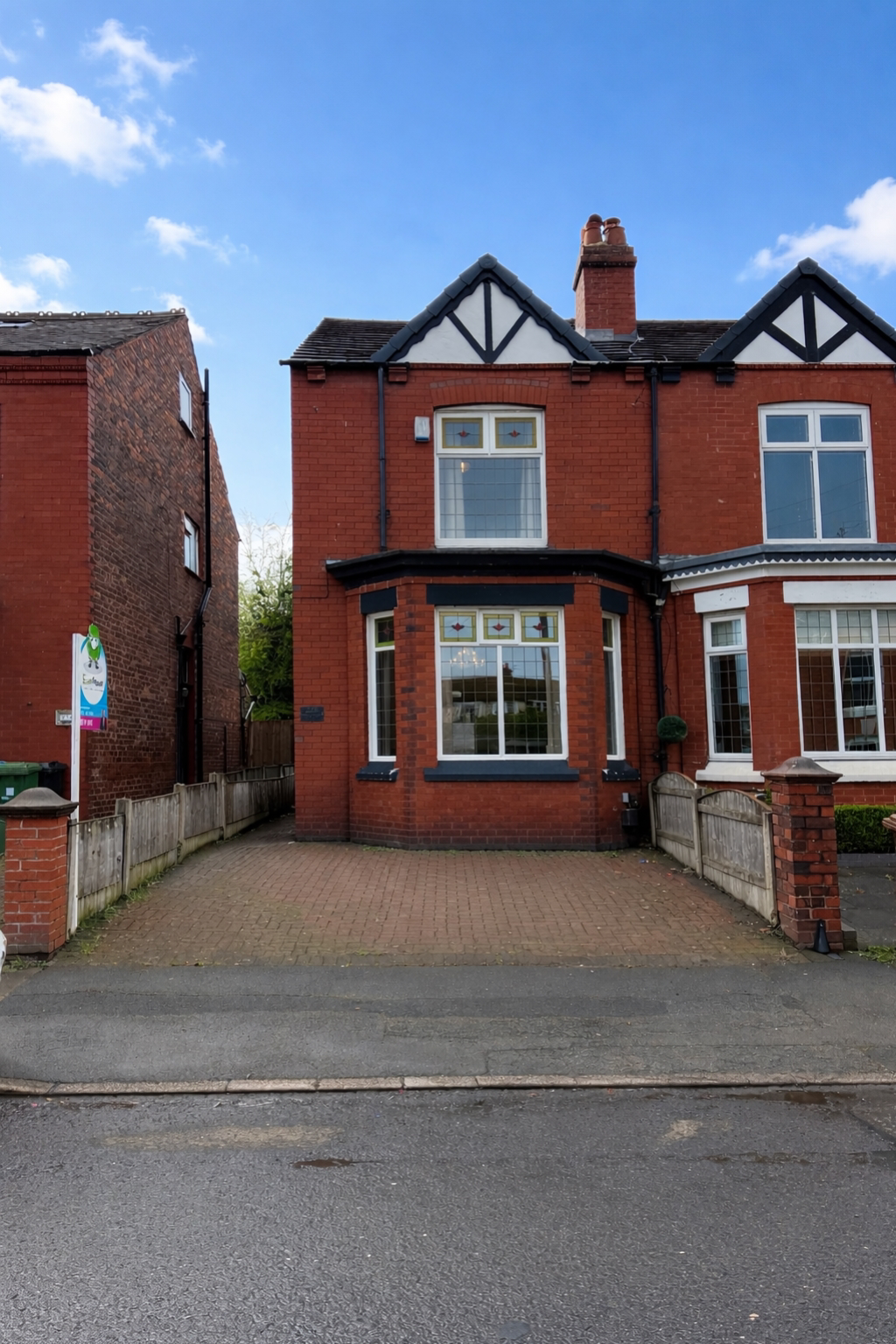 Sandy Lane, Droylsden, Manchester, M43