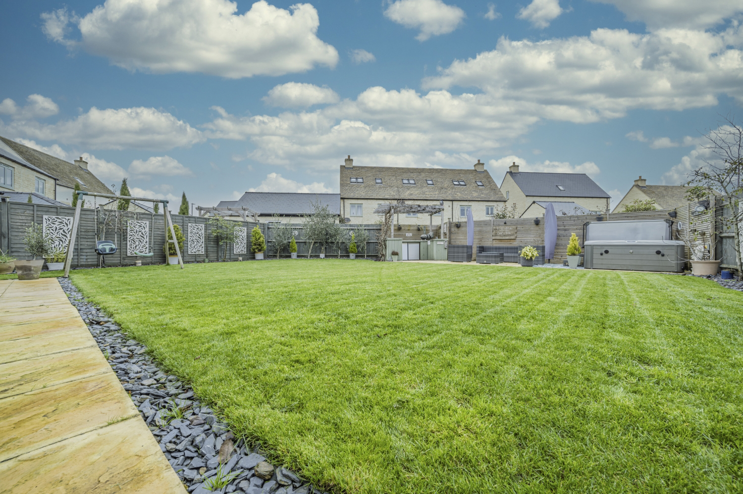 Thames Close, South Cerney, photo 21