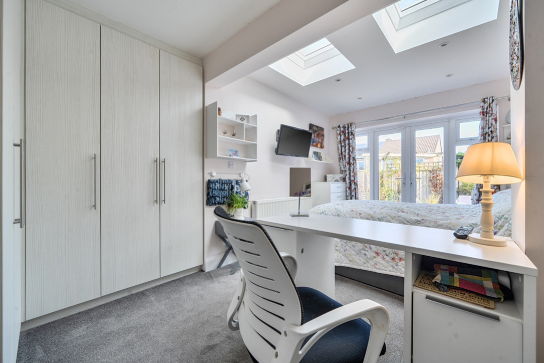 Westfield Close, Yeadon, Leeds, LS19 7NN, photo 10