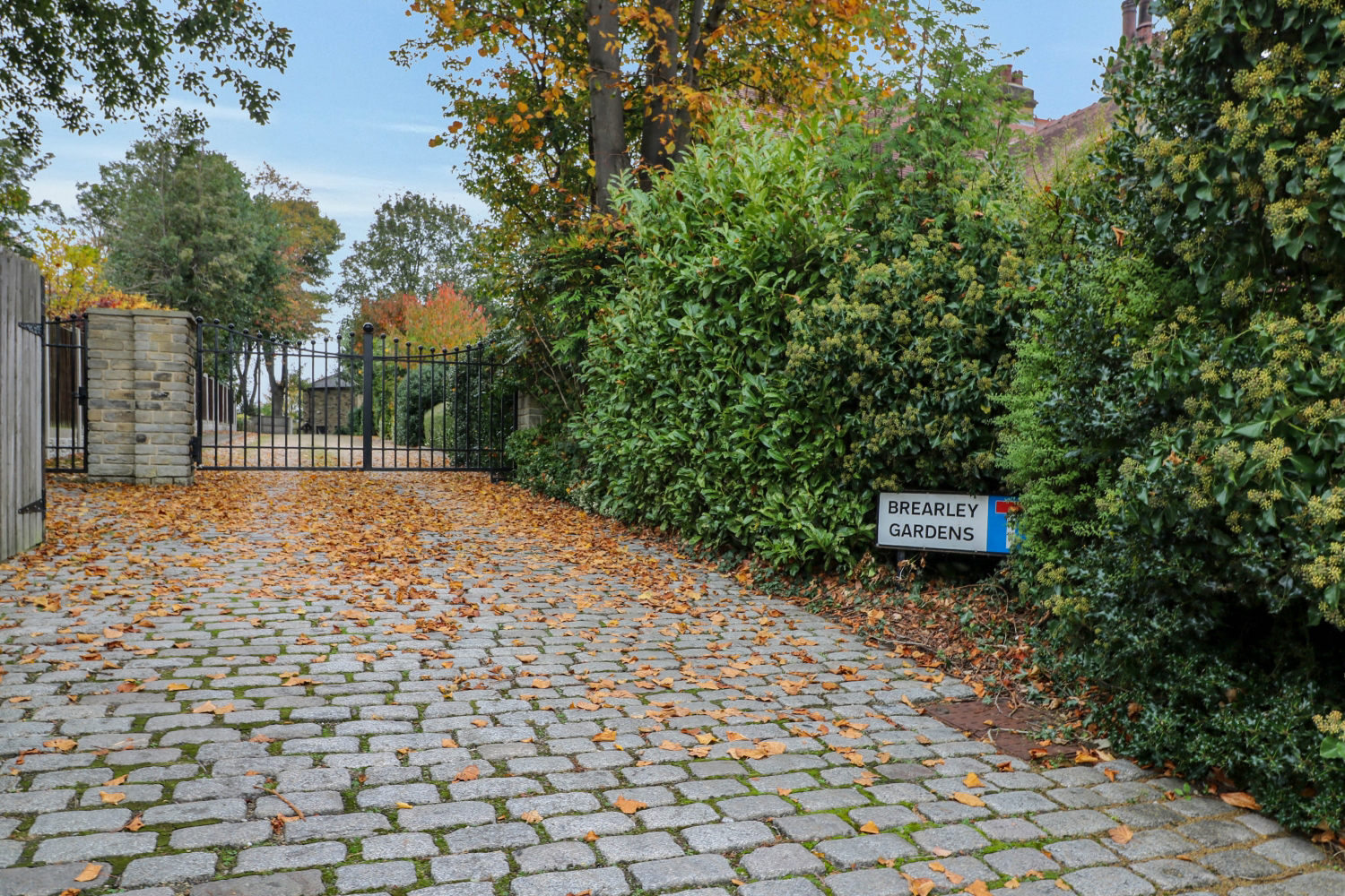 Coverdale, Brearley Gardens, Liversedge, West Yorkshire, WF15, photo 32