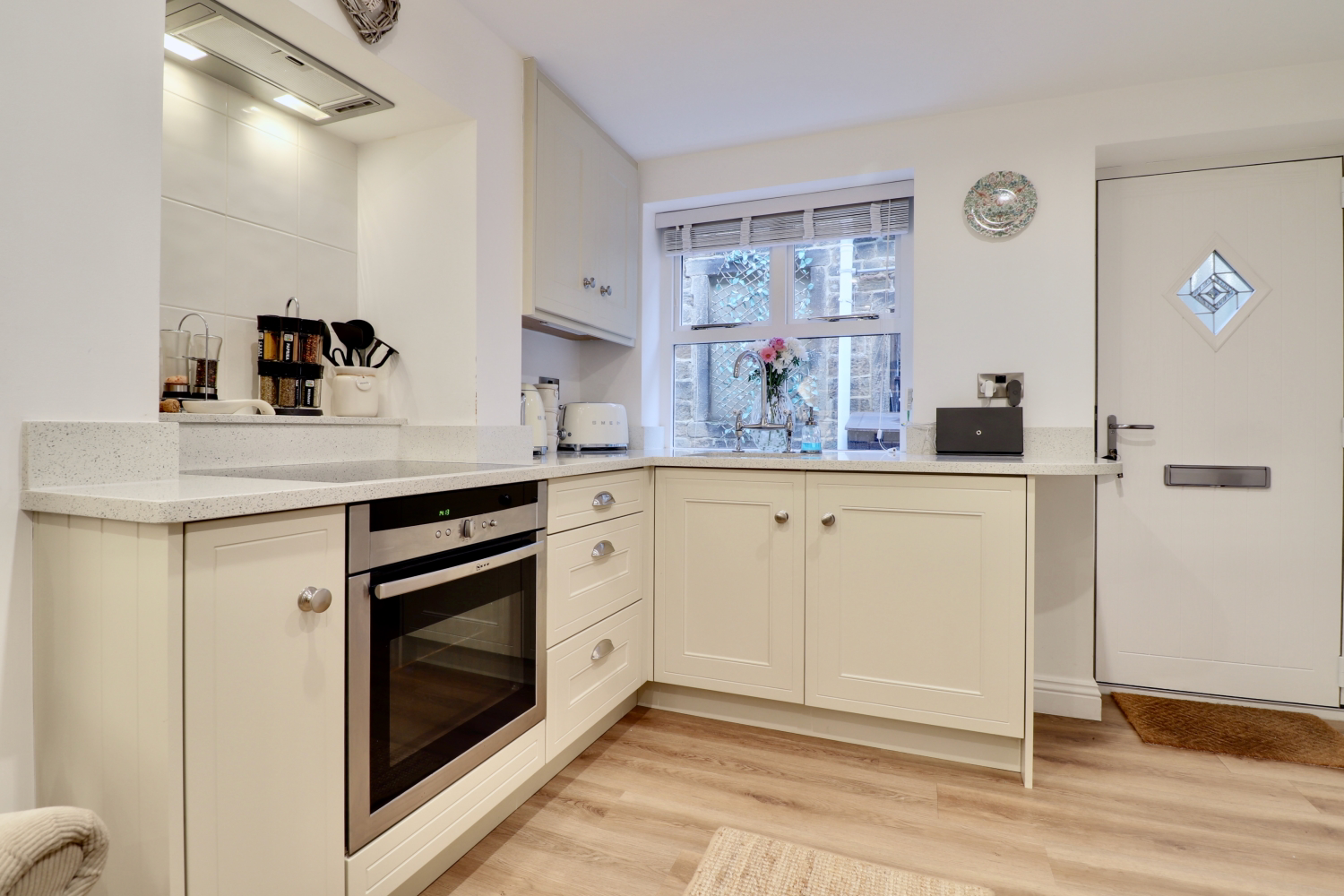 Rear of 7 New Market, Otley, LS21 3AE, photo 4