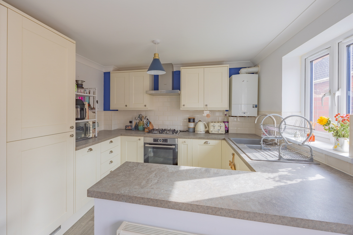 118 Burge Crescent, Cotford St. Luke, Taunton, photo 3