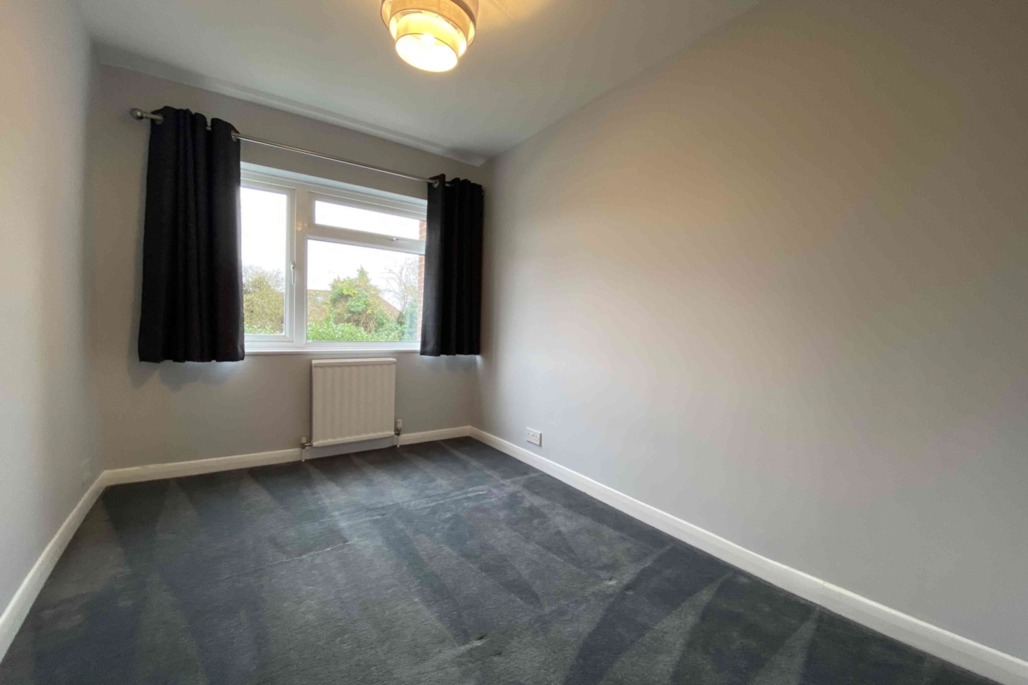 08Bedroom3