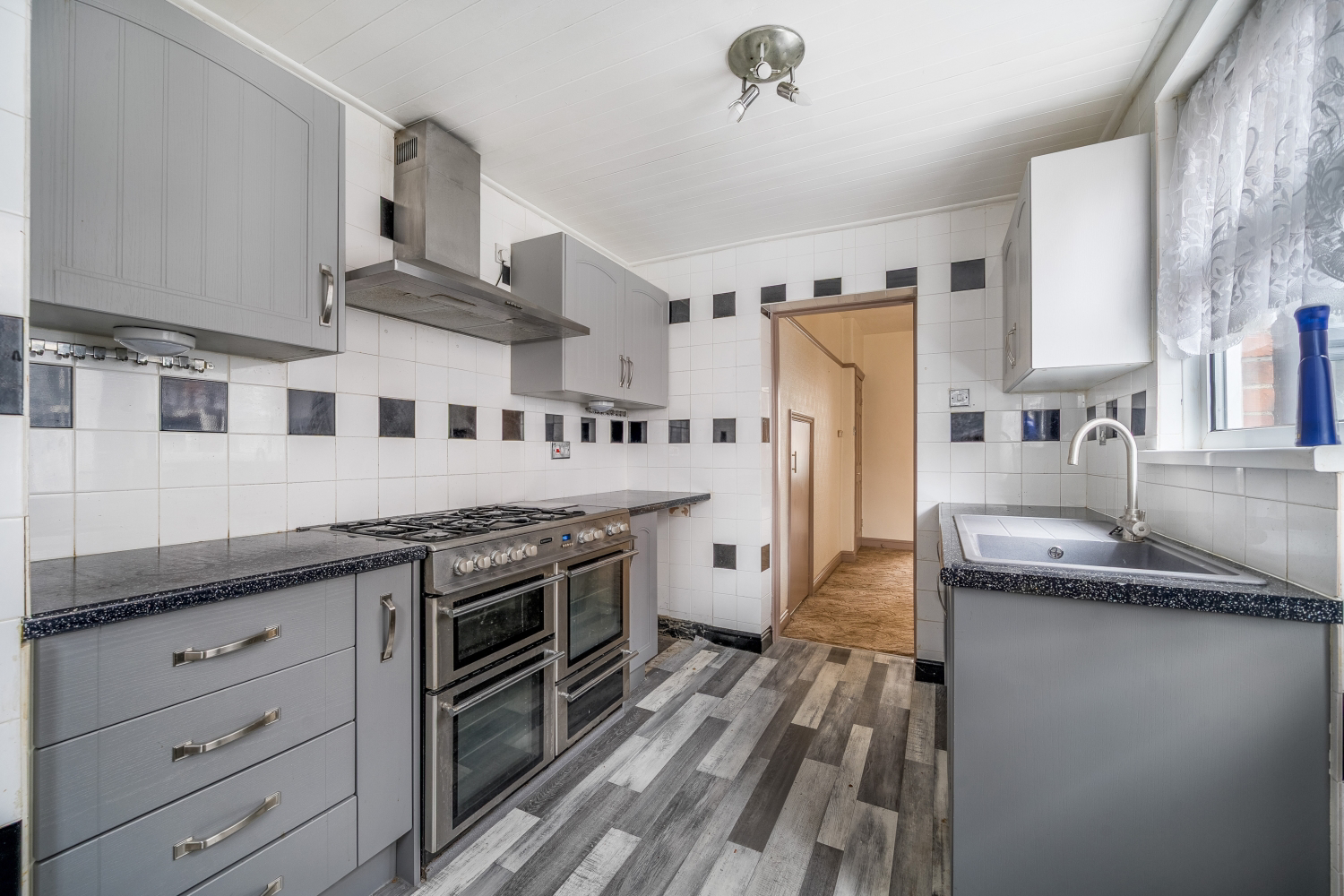 King Edward Street, Barnstaple, Devon, EX32, photo 3