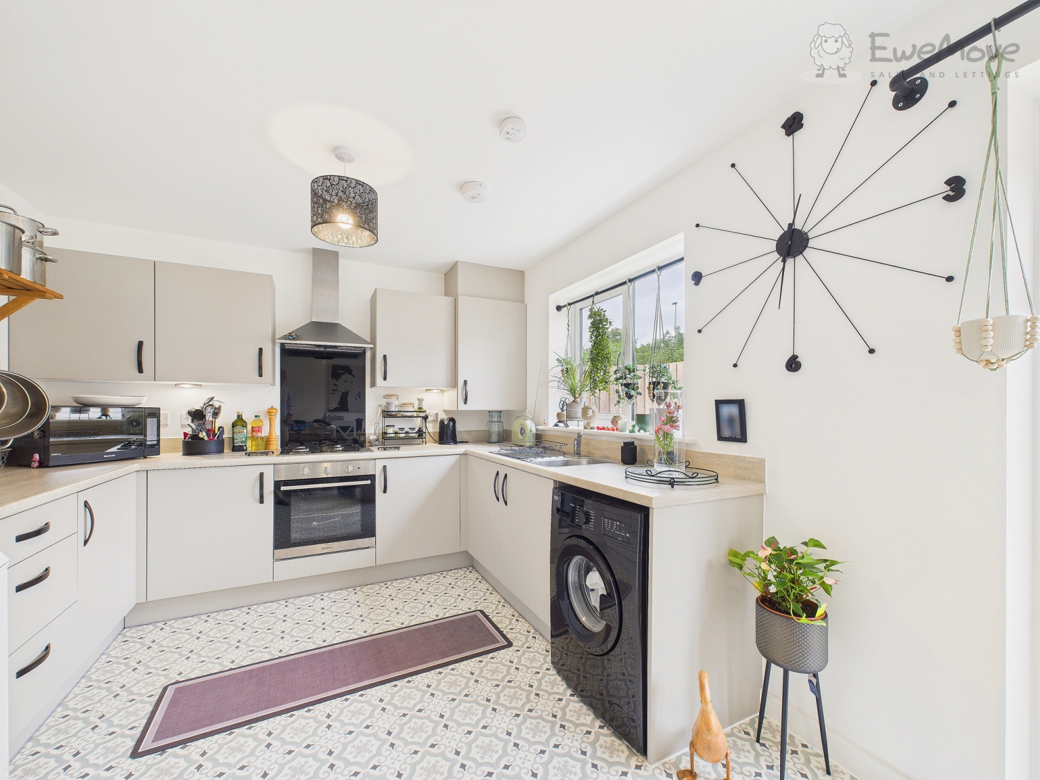 CATKINS CLOSE, SOUTH MOLTON, Devon, EX36, photo 3