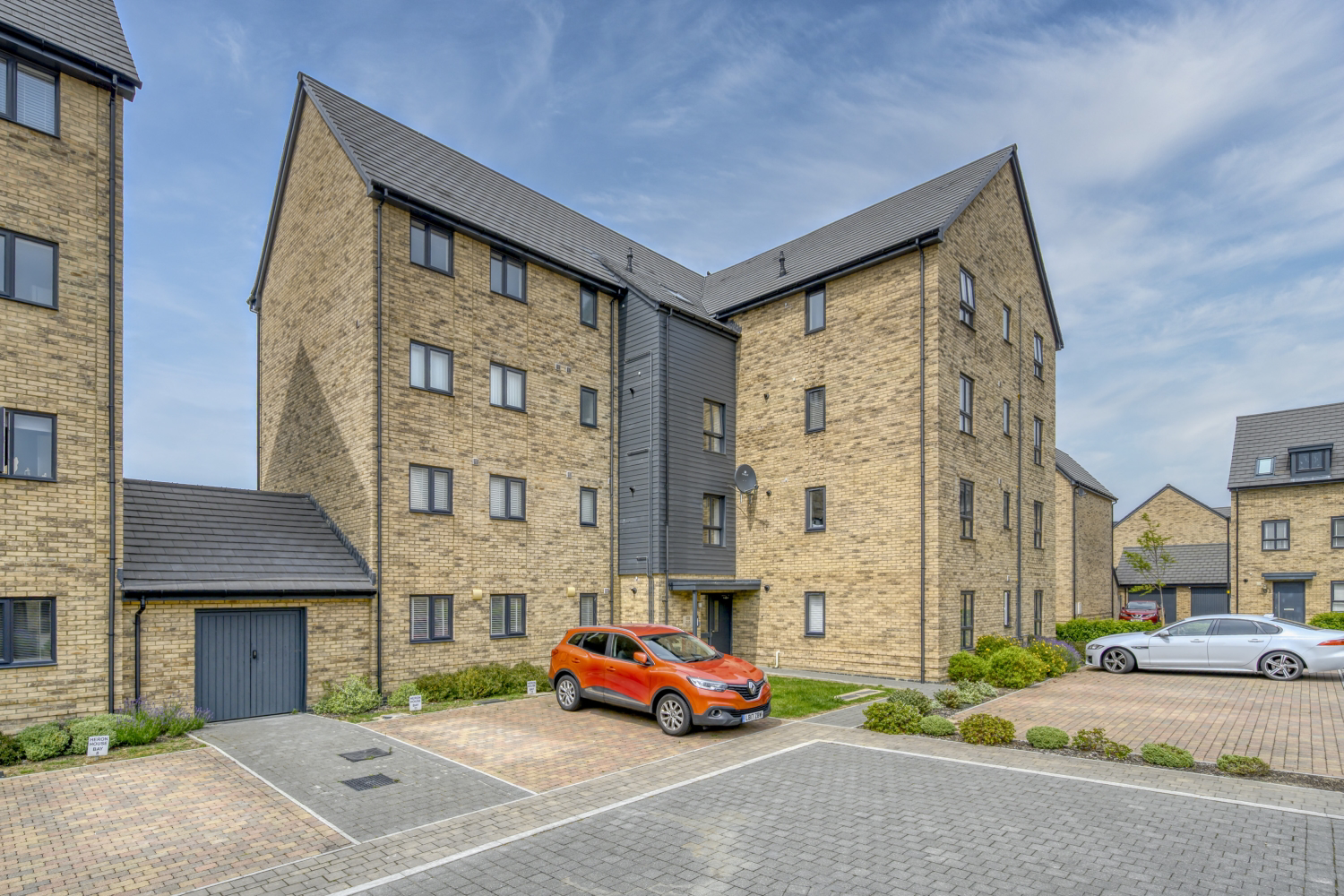 Heron House, Semington Strand, Wichelstow, SN1, photo 4