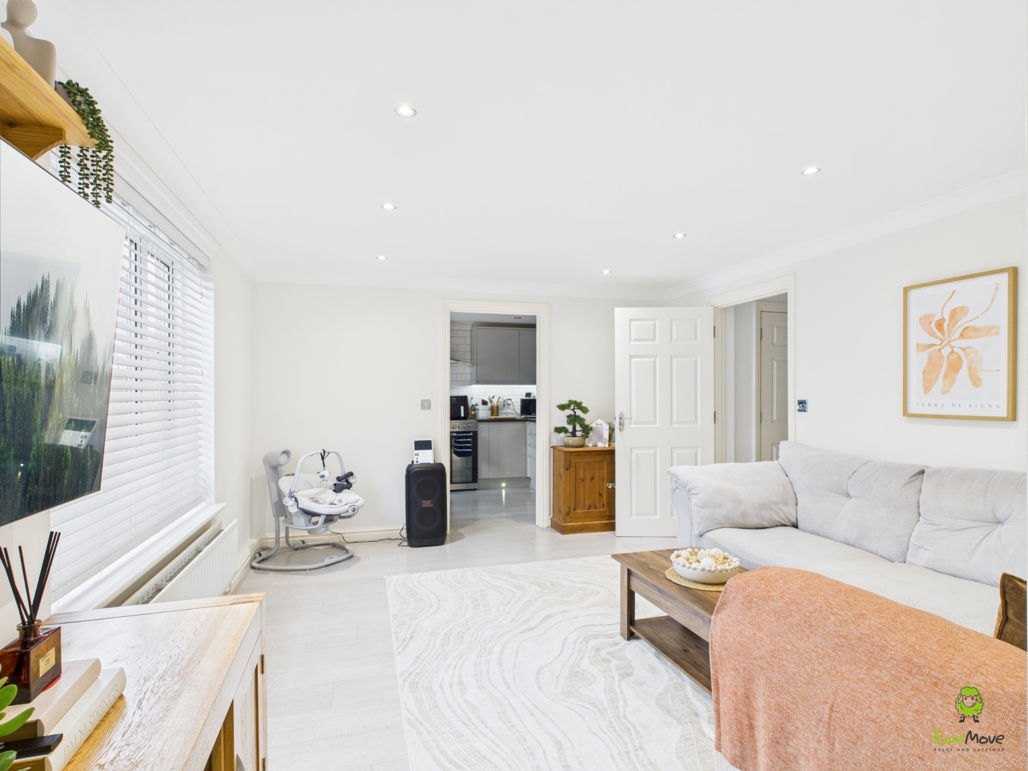 Presented by Kevin at EweMove Bexleyheath and Dartford
Boroughs
