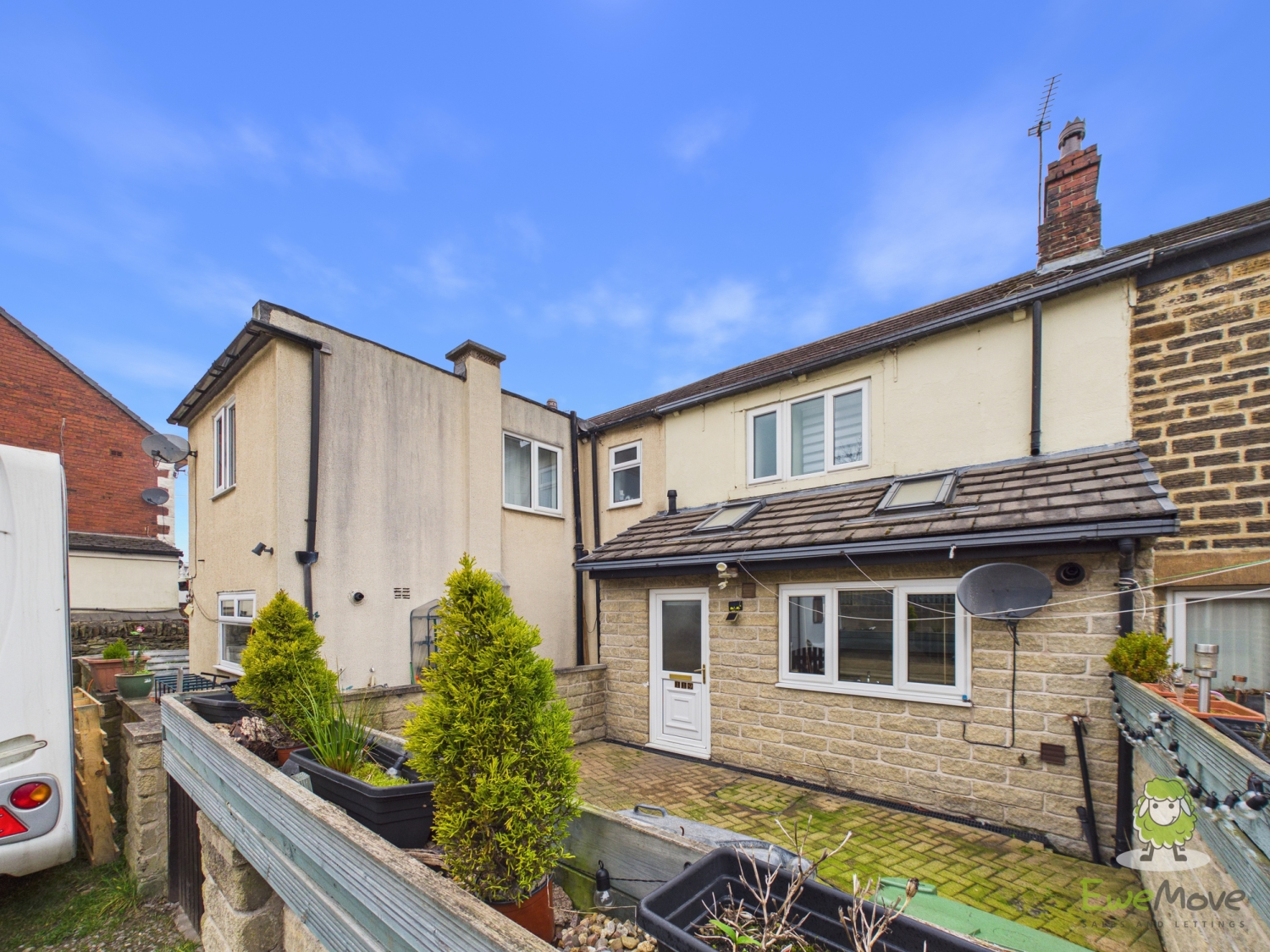 Carlinghow Lane, Batley, photo 17