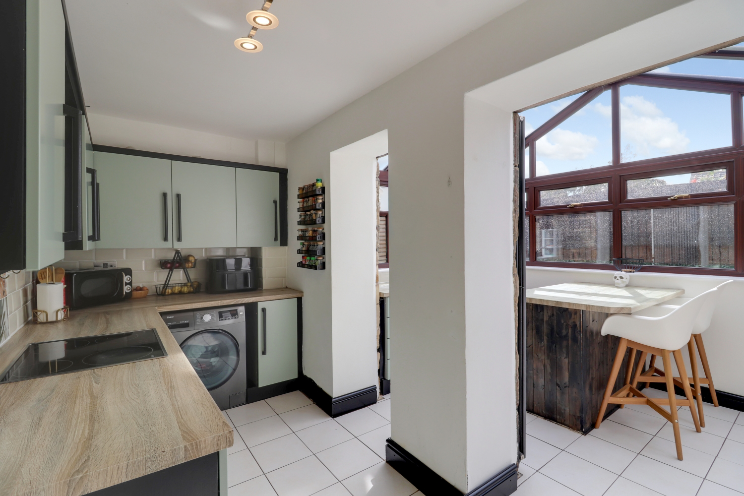 Durkar Court, Durkar, Wakefield, West Yorkshire, WF4, photo 5