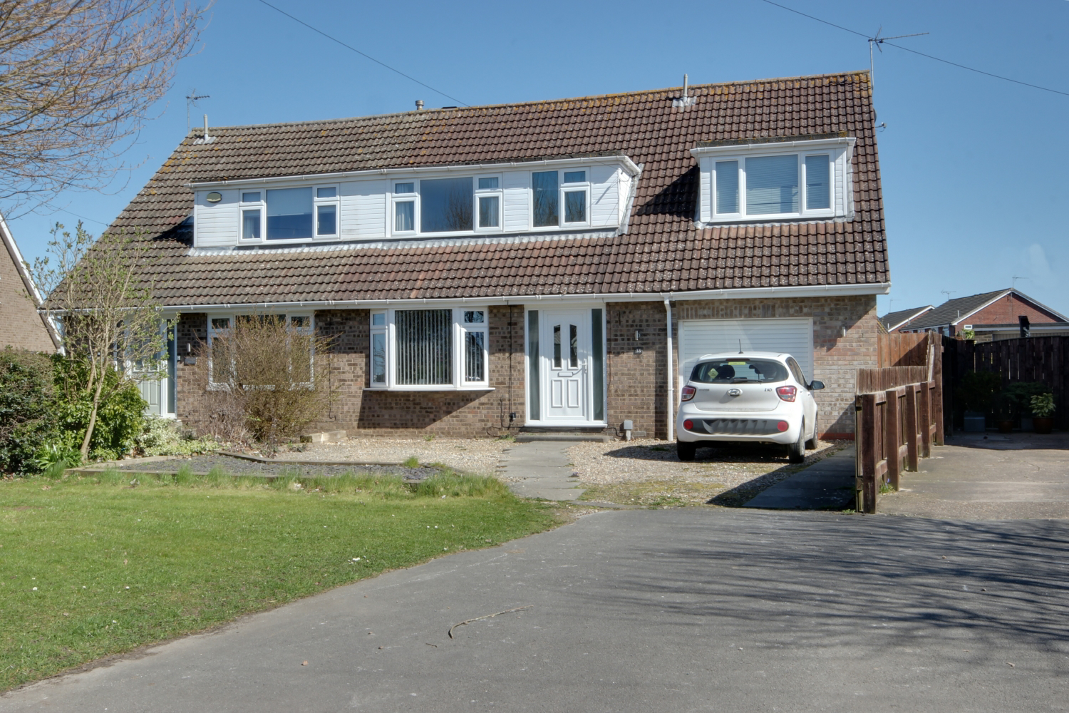 33 Miles Lane, Leconfield, Beverley, photo 3