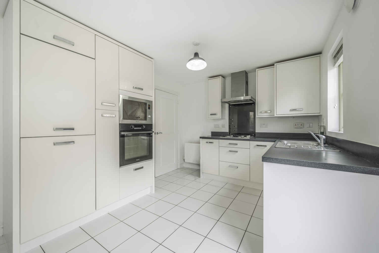 Ormand Close, Cirencester, Gloucestershire, GL7, photo 2