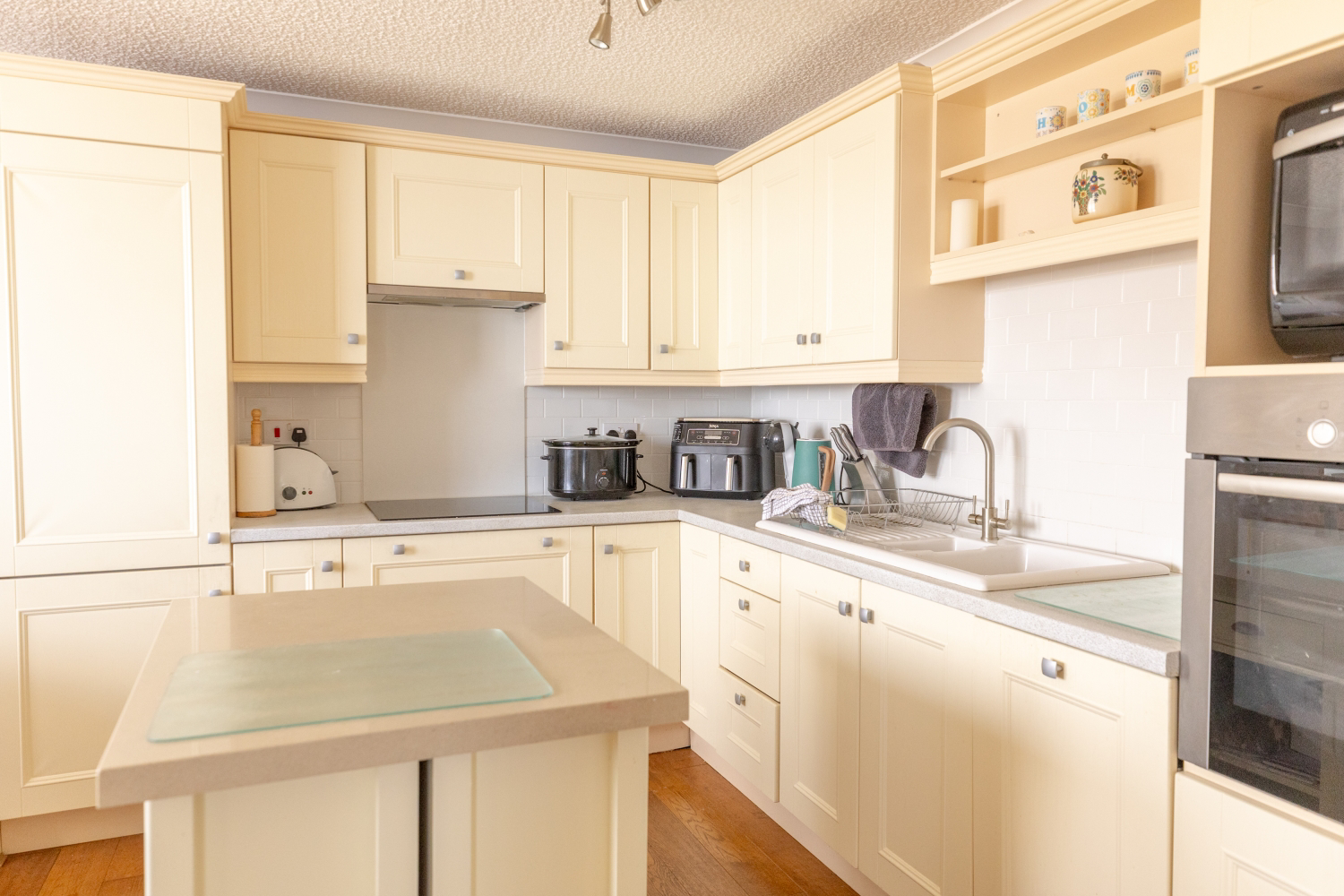 Alexandra House, 19 Marine Parade, Saltburn-by-the-Sea, TS12 1EU, photo 4