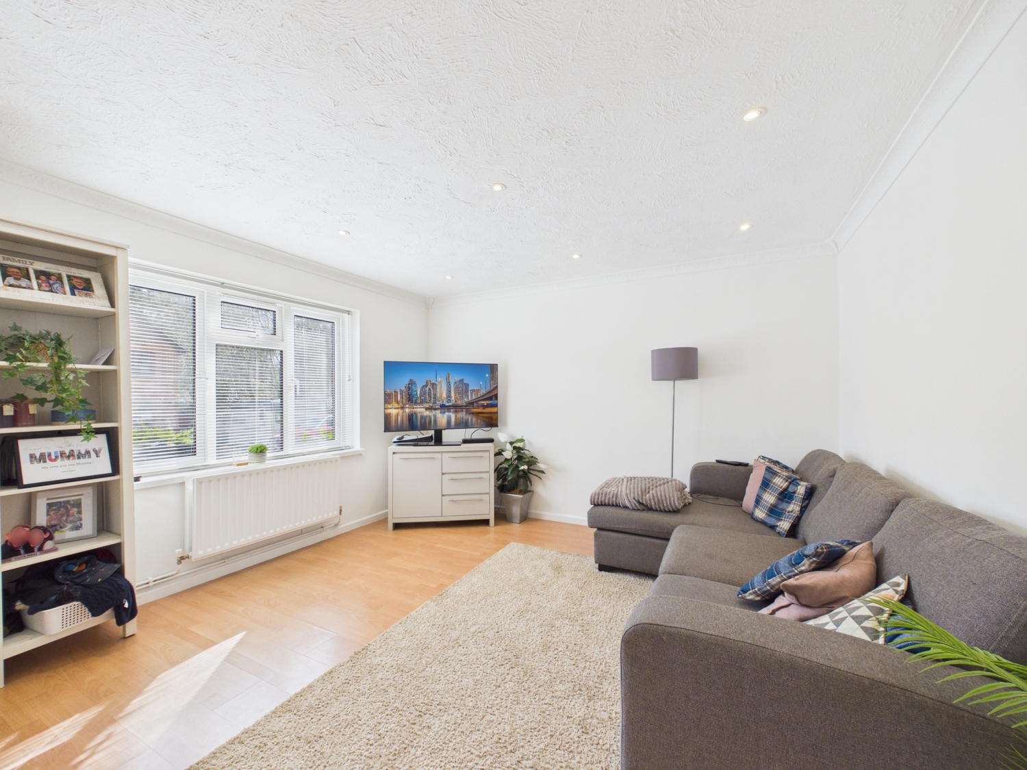 Kingfisher Close, Bordon, Hampshire, GU35, photo 2