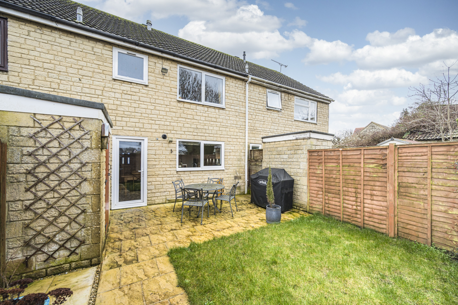 Jubilee Gardens, South Cerney, photo 12