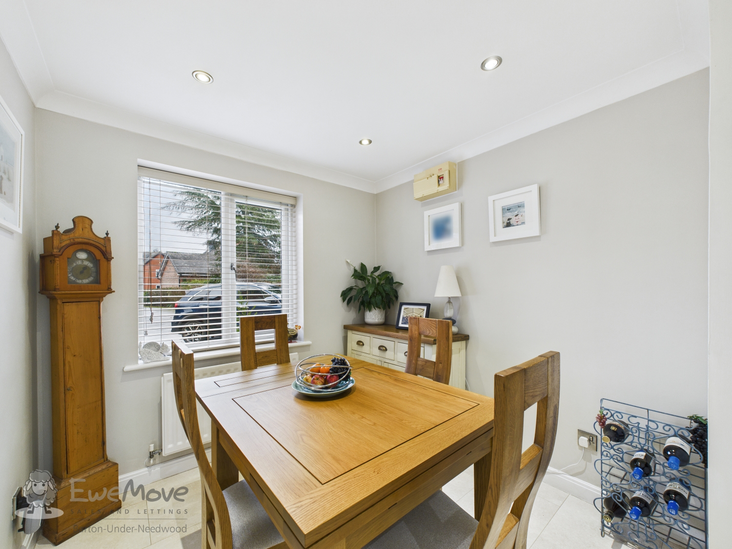 Kitchen e