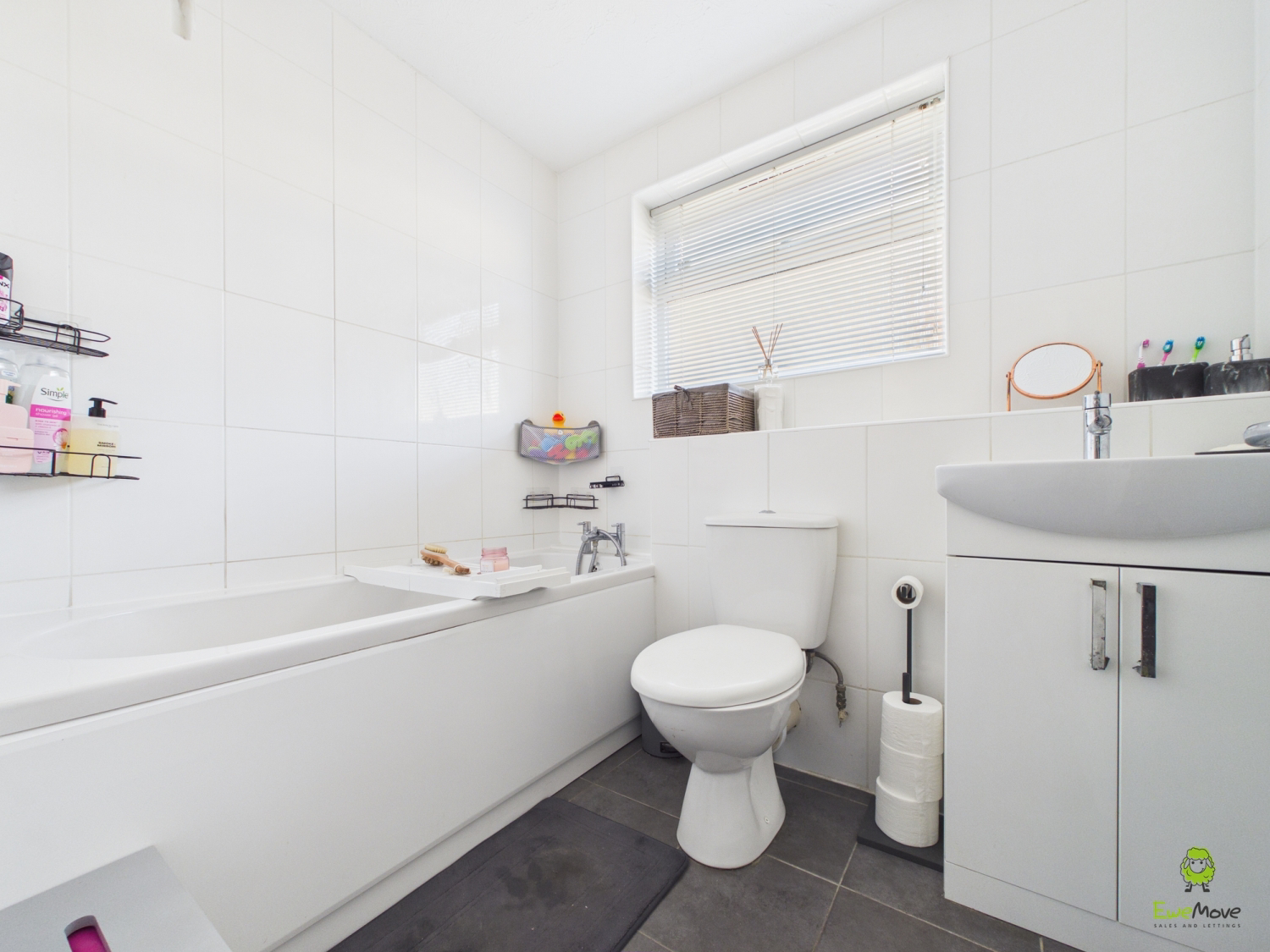 Cook Square, Erith, Kent, DA8, photo 6