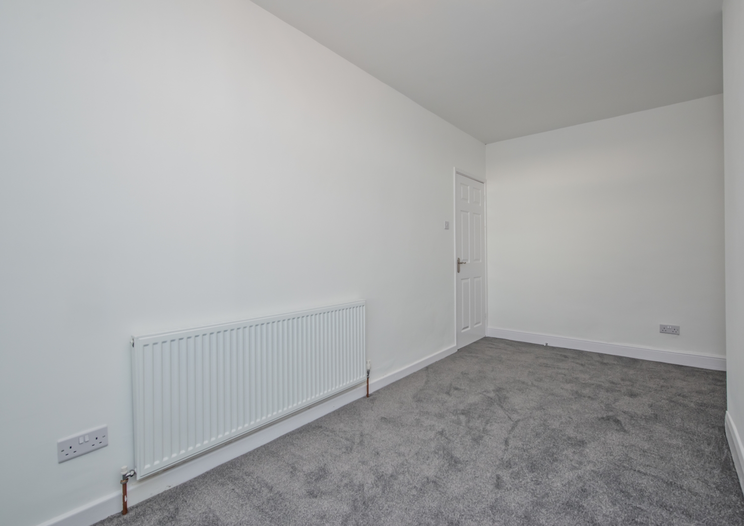 36 Chickenley Lane, Dewsbury, photo 13