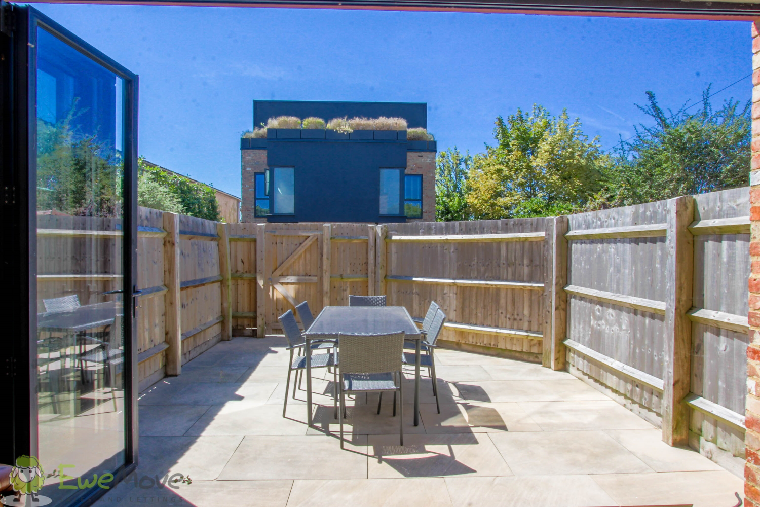 1 Battledown Courtyard King Alfred Way, Cheltenham, photo 2