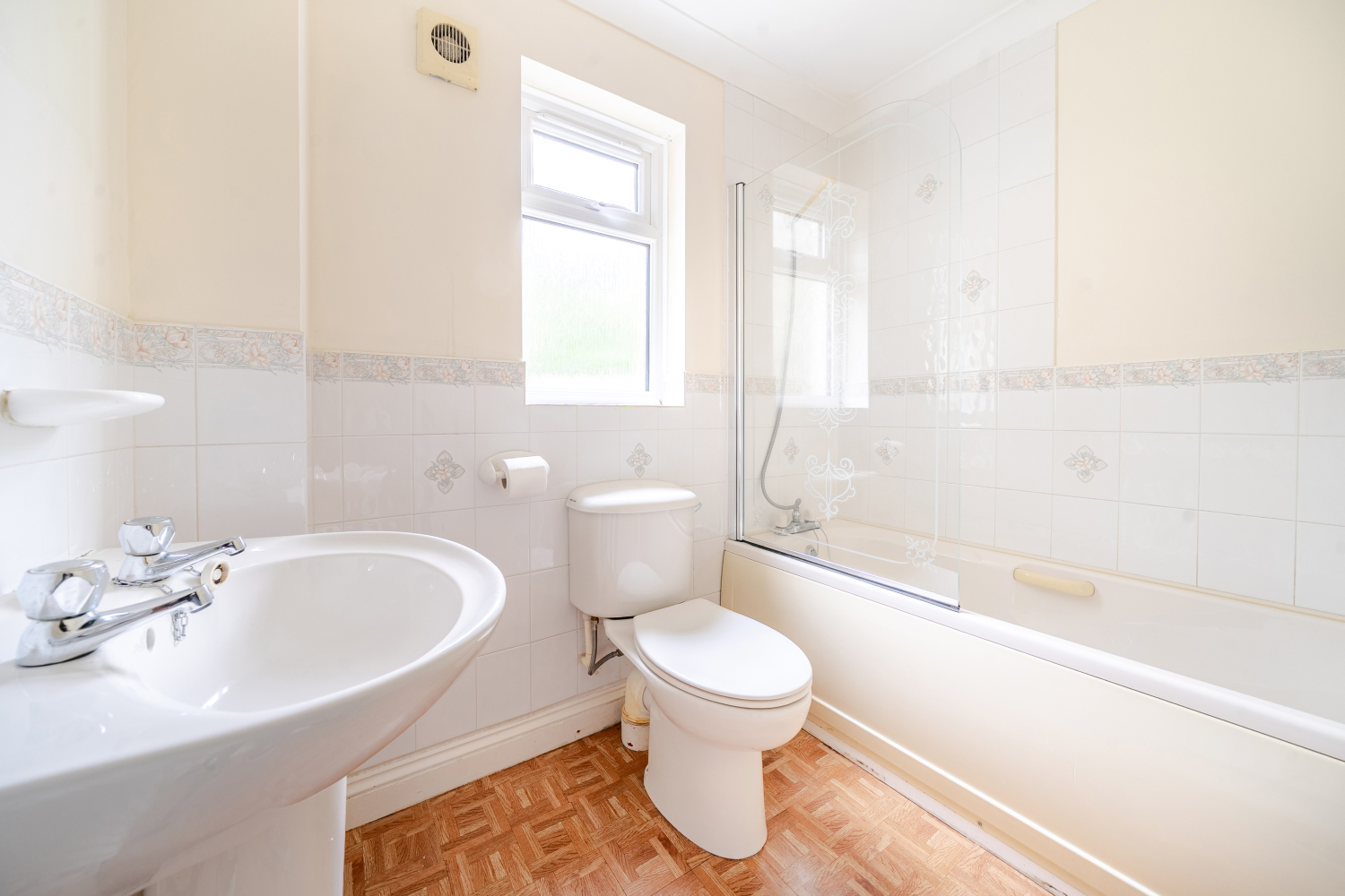 Springfield Crescent, Fremington, Barnstaple, Devon, EX31, photo 14