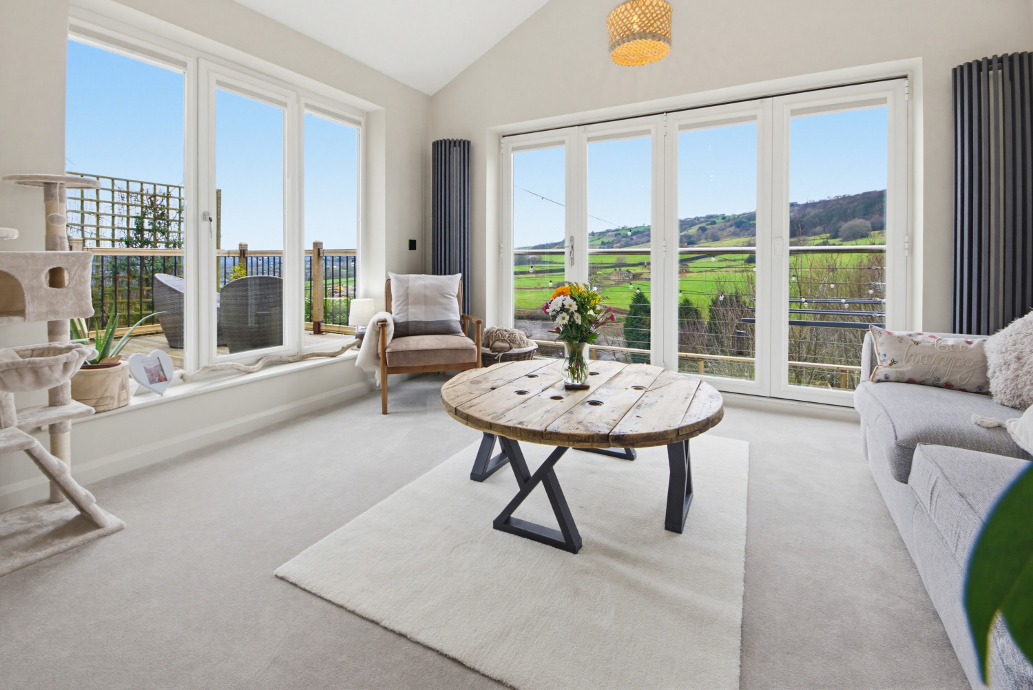LAMB HALL ROAD, HUDDERSFIELD, HD3, photo 2
