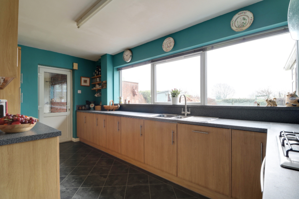 Grange Paddock, Barrowby, Grantham, Lincs, photo 6