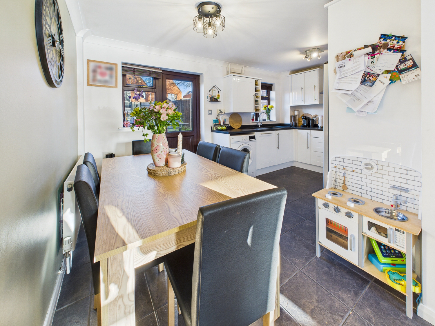 Derwent Close, Bordon, Hampshire, GU35, photo 5