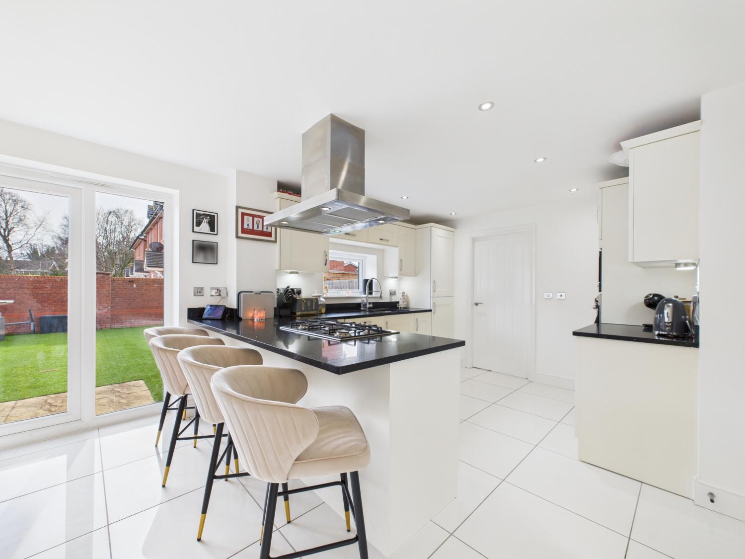 Lenton Avenue, Formby, Liverpool, Merseyside, L37, photo 2