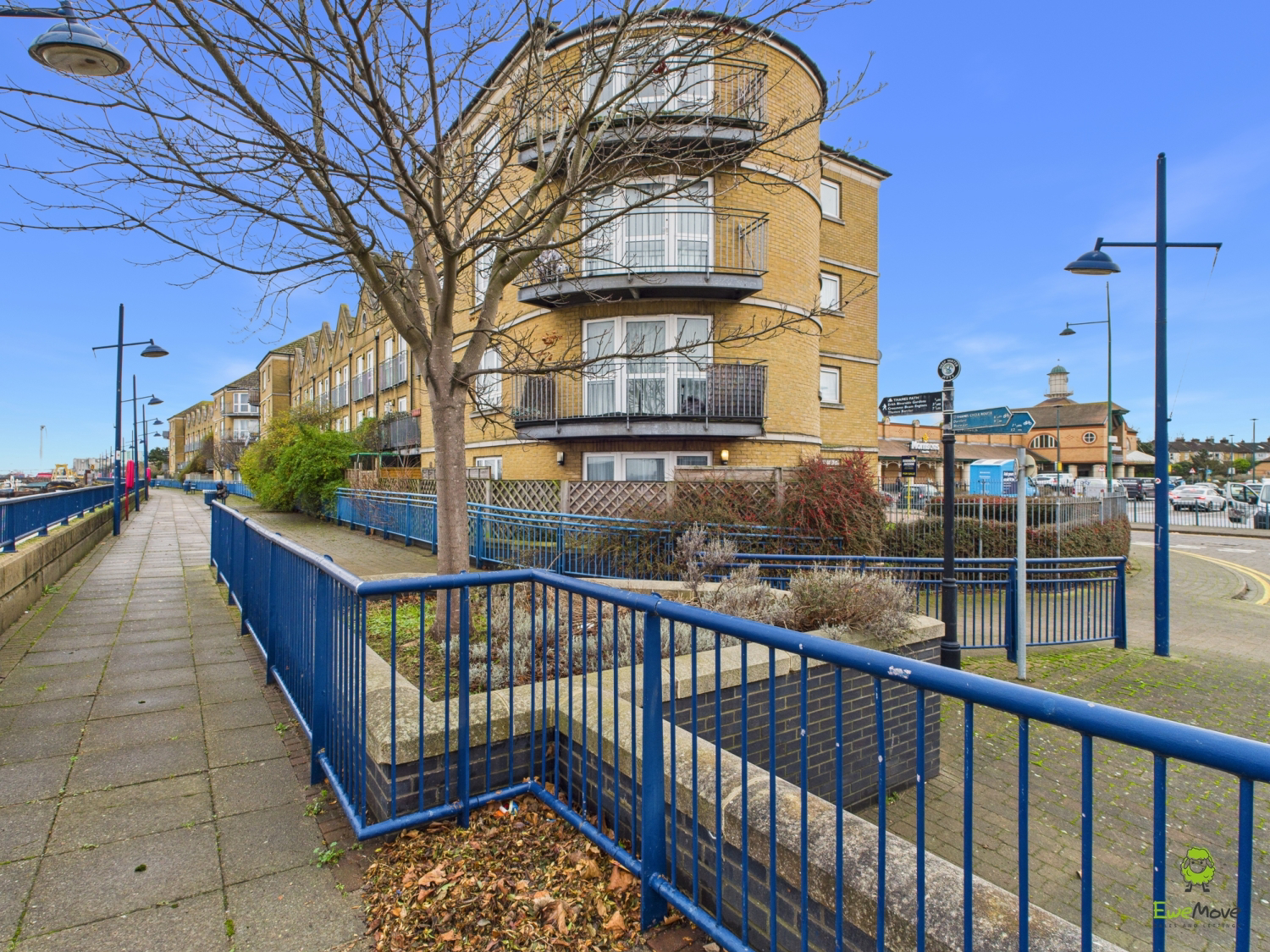 Presented by Kevin at EweMove Bexleyheath and Dartford
Boroughs