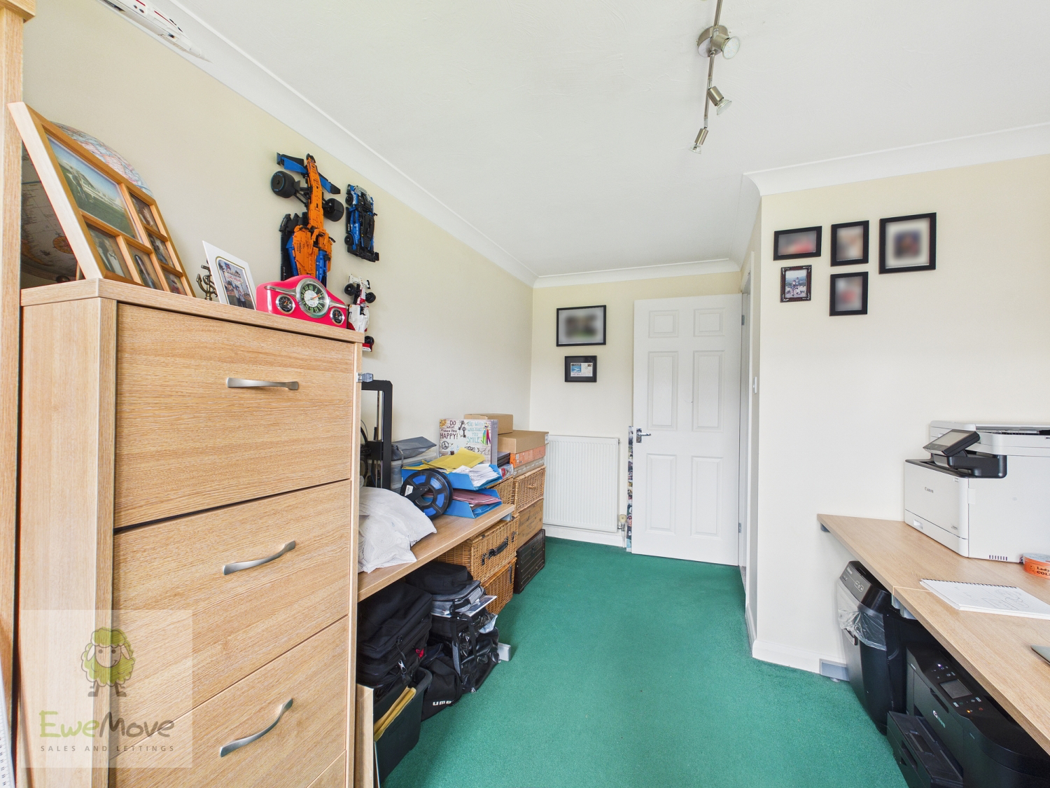 Broom Hill Road, Strood, Rochester, ME2 3LG, photo 18