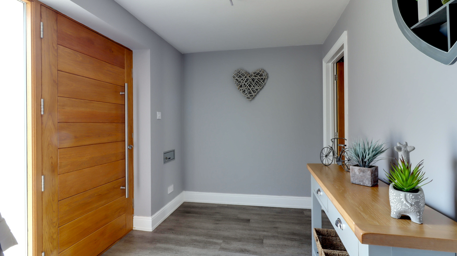 4. Entrance HAll 2