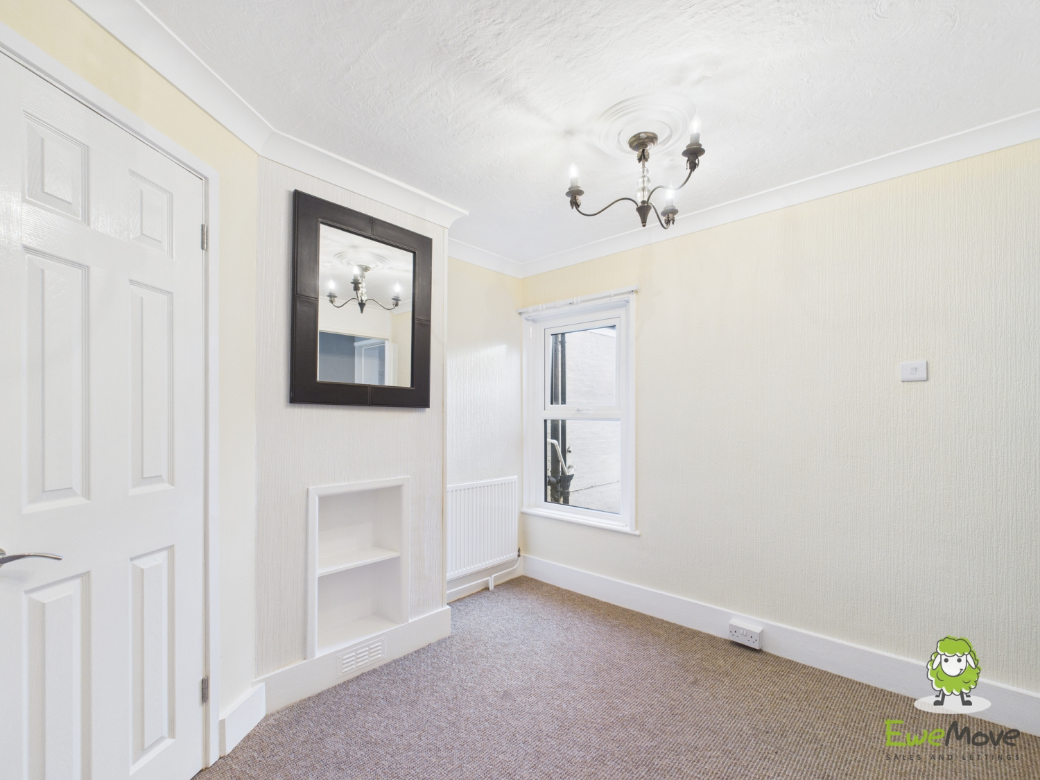 EweMove Basingstoke Estate Agents 78 Winchester Road -Bed 2 other