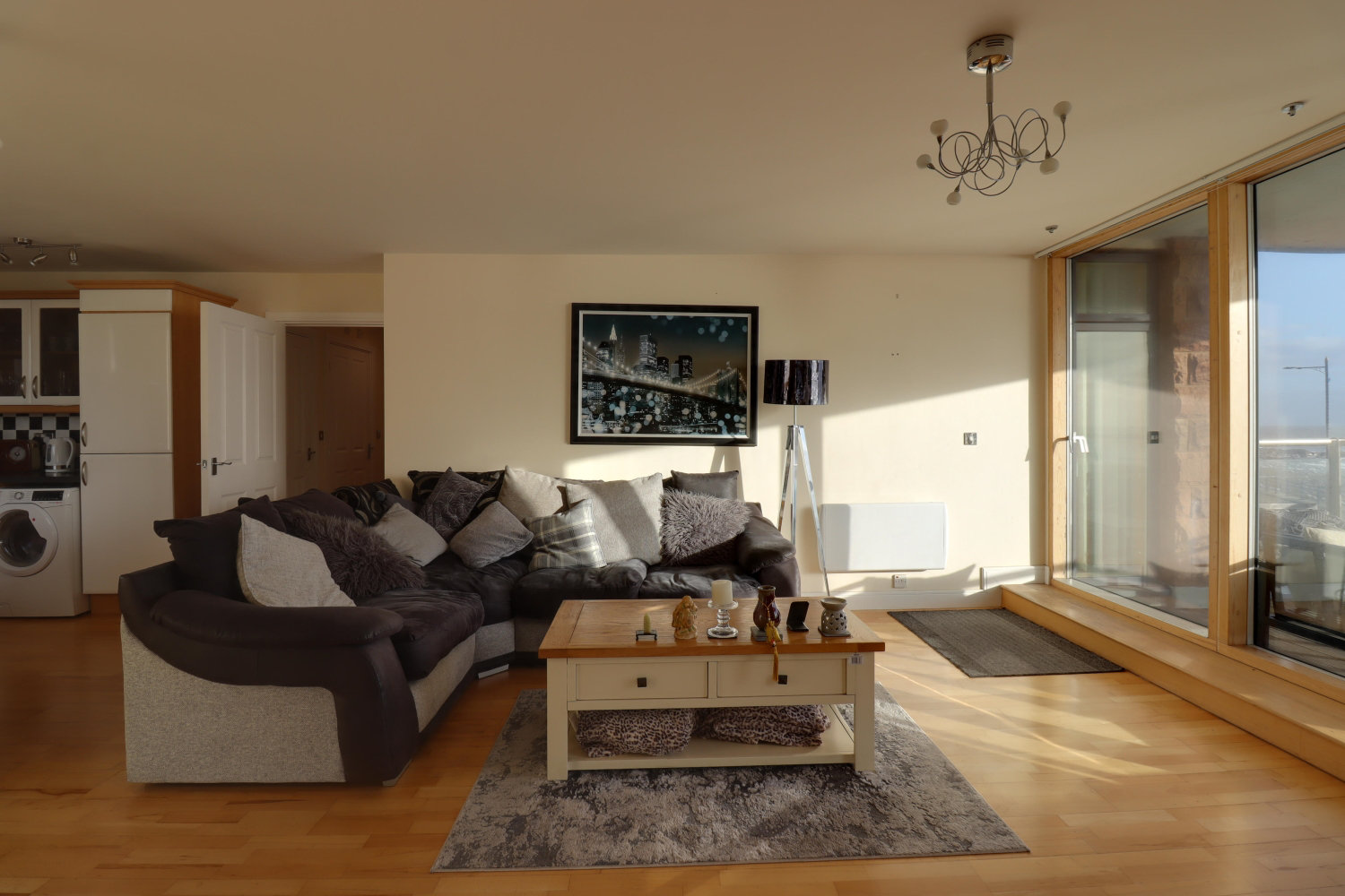 Esplanade House Esplanade, Porthcawl, Mid Glamorgan, CF36, photo 3