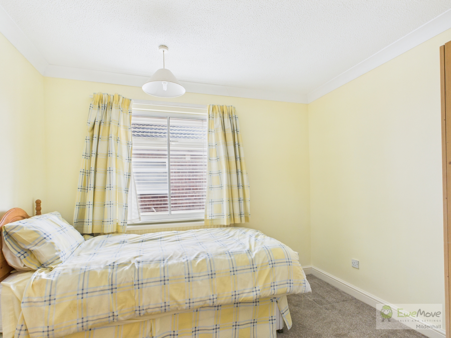 Covey Way, Lakenheath, photo 12
