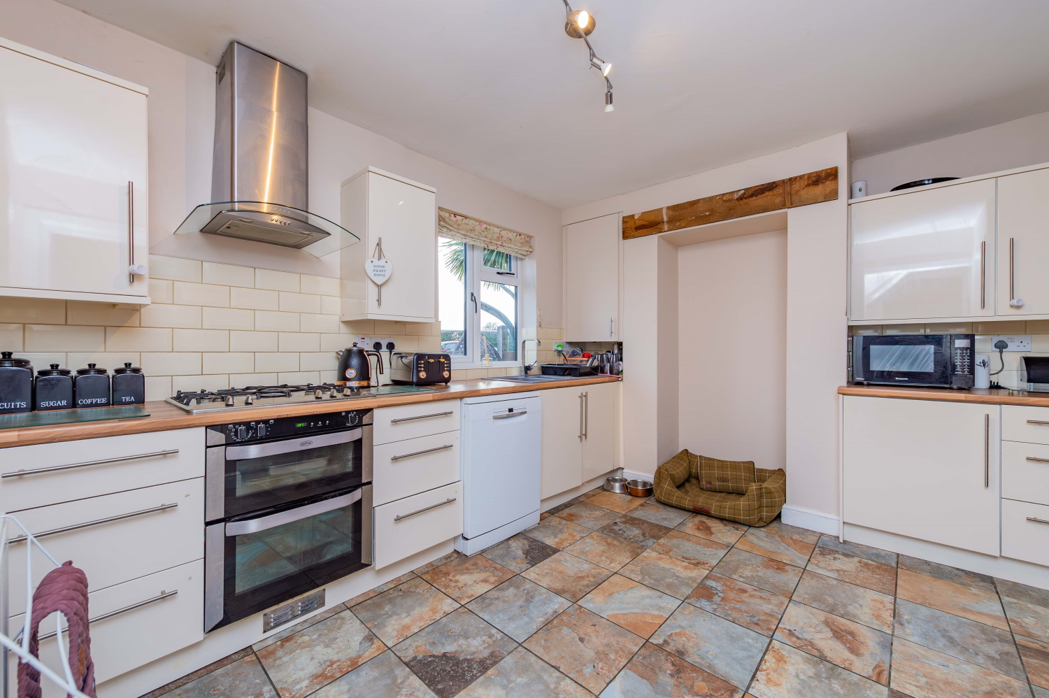 The Ridgeway, Marchwiel, Wrexham, LL13, photo 6