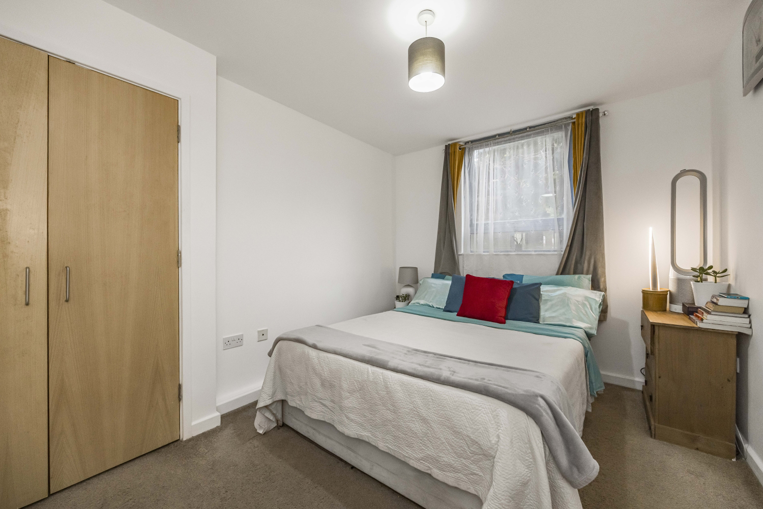 Kinglet Close, London, E7, photo 10