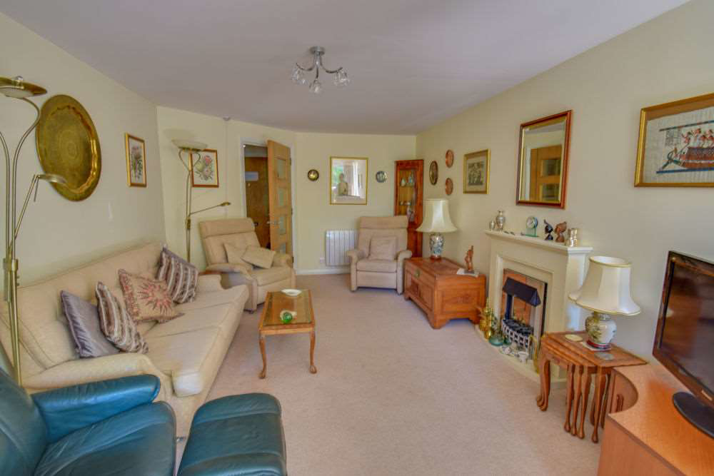 Dutton Court, Cheadle Hulme SK8 5BF, photo 8