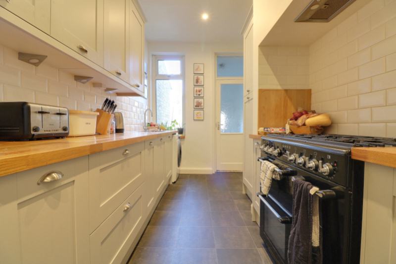 Hare Park Lane, Hightown, Liversedge, West Yorkshire, WF15, photo 3