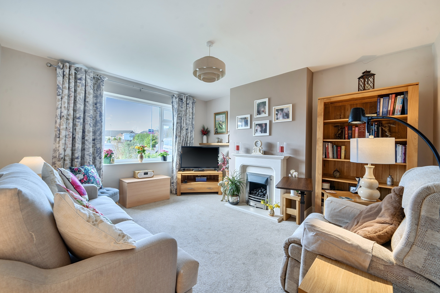 Westfield Close, Yeadon, Leeds, LS19 7NN, photo 3