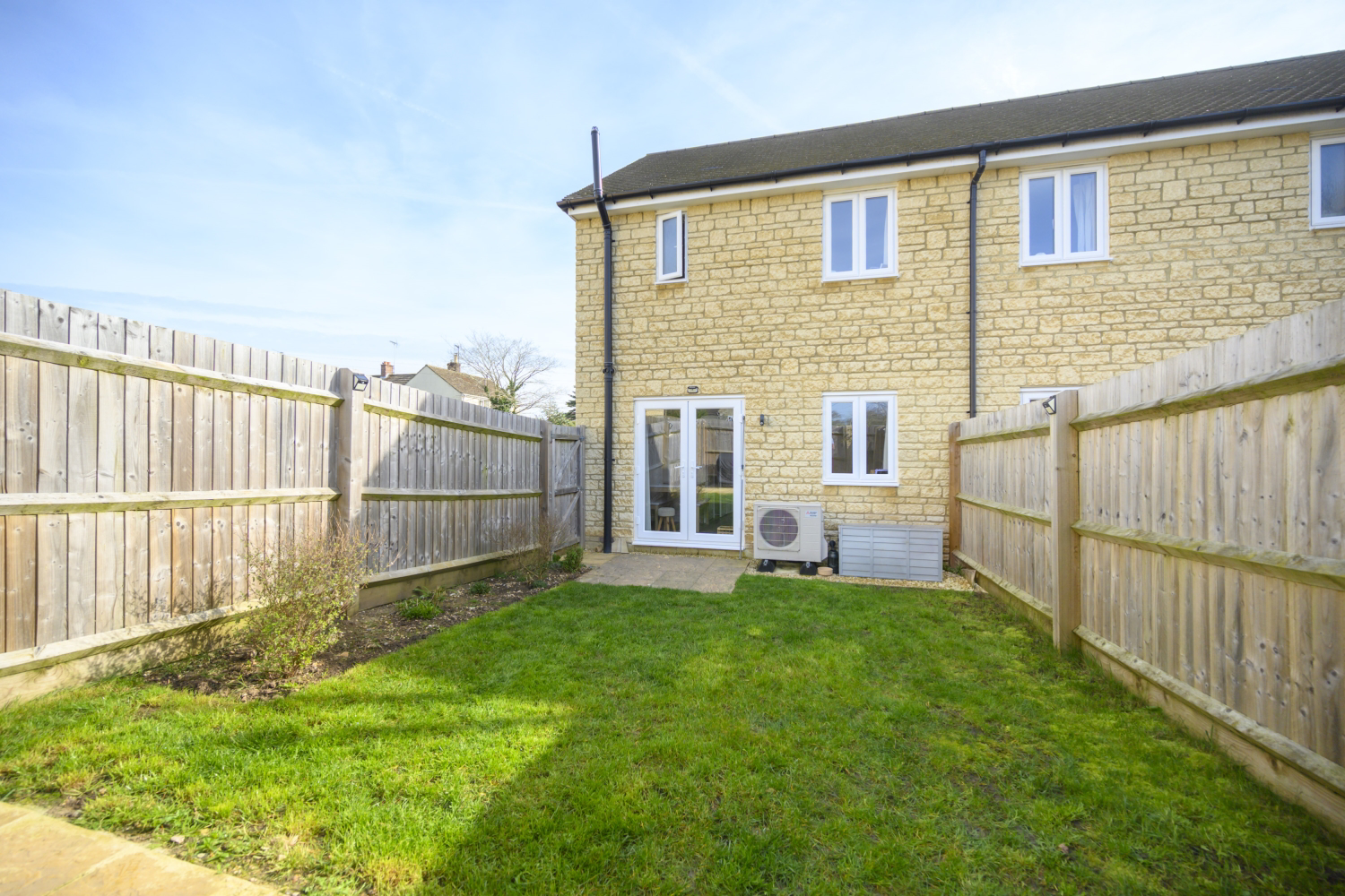 Bendy Bow, Oaksey, Malmesbury, Wiltshire, SN16, photo 4