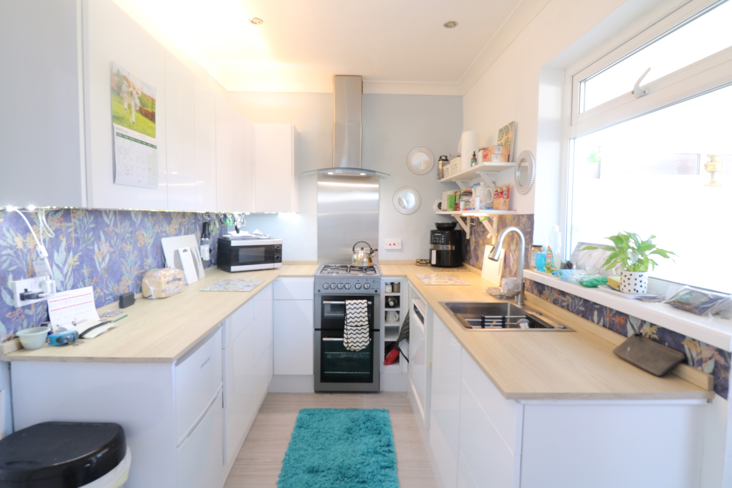 121 MANOR ROAD, HULL, photo 3
