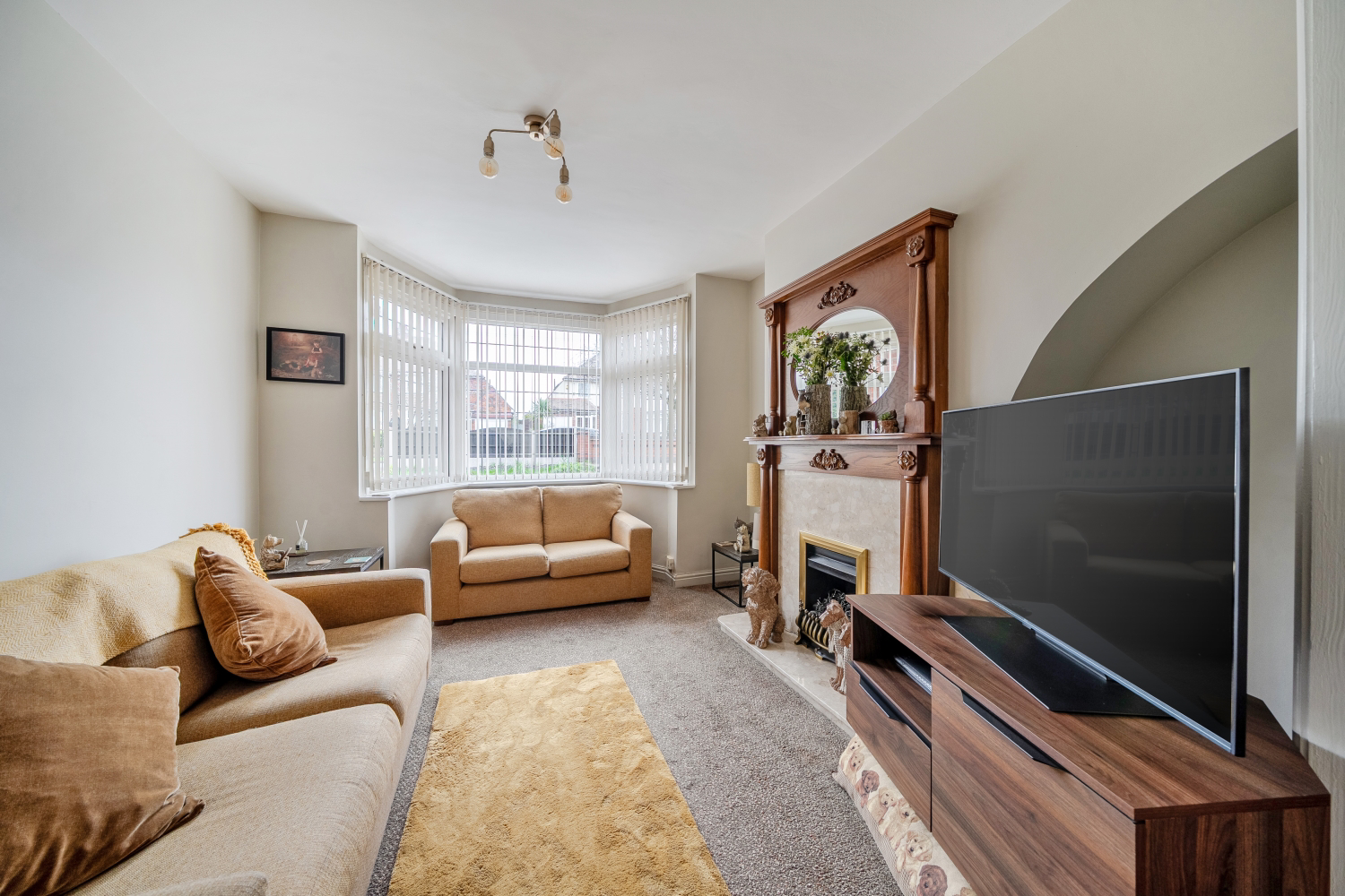 Elmfield Road, Castle Bromwich. BIRMINGHAM, B36, photo 2