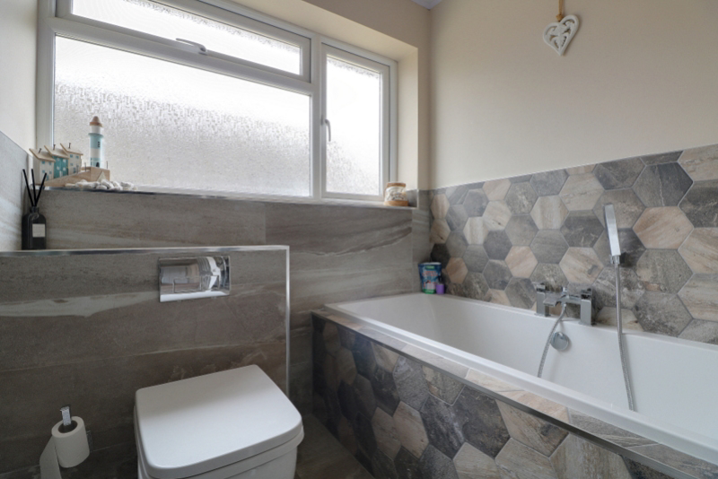 Cliffe Lane, Gomersal, Cleckheaton, West Yorkshire, BD19, photo 22