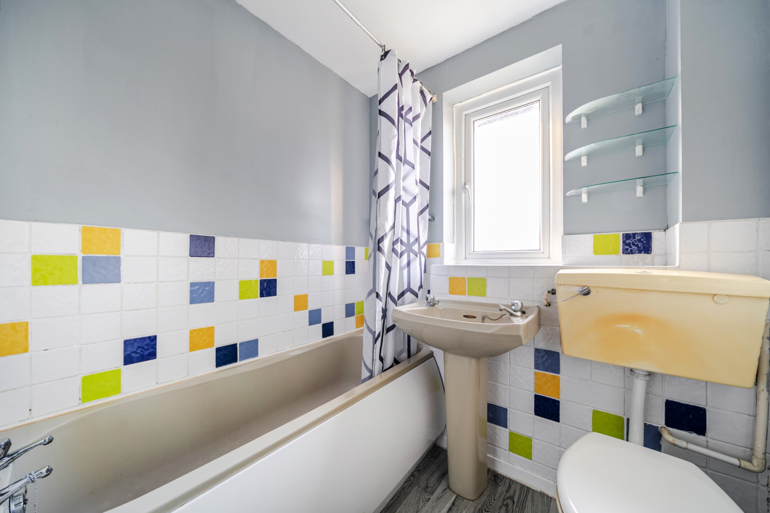 Sunnymead bathroom