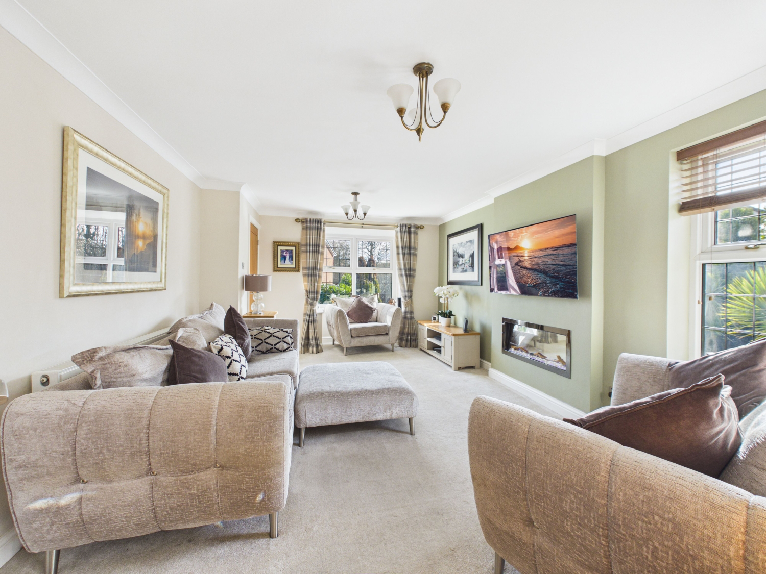 Jakeman Court, Tingley, Wakefield, West Yorkshire, WF3, photo 5
